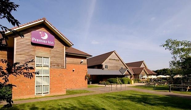 Premier Inn Tewkesbury Exterior photo